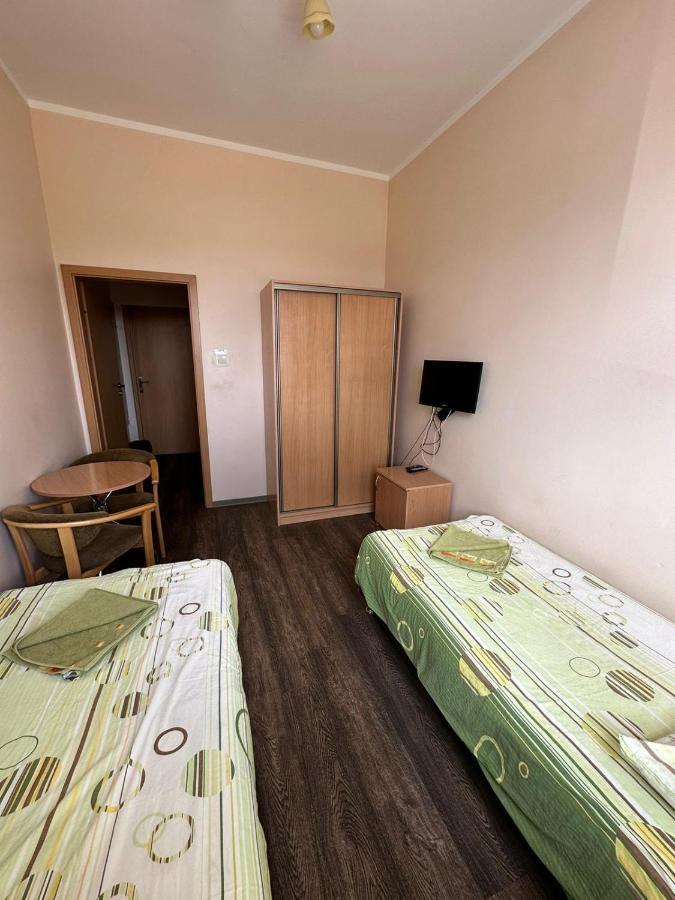 Hostel Na Fali Голеню Экстерьер фото